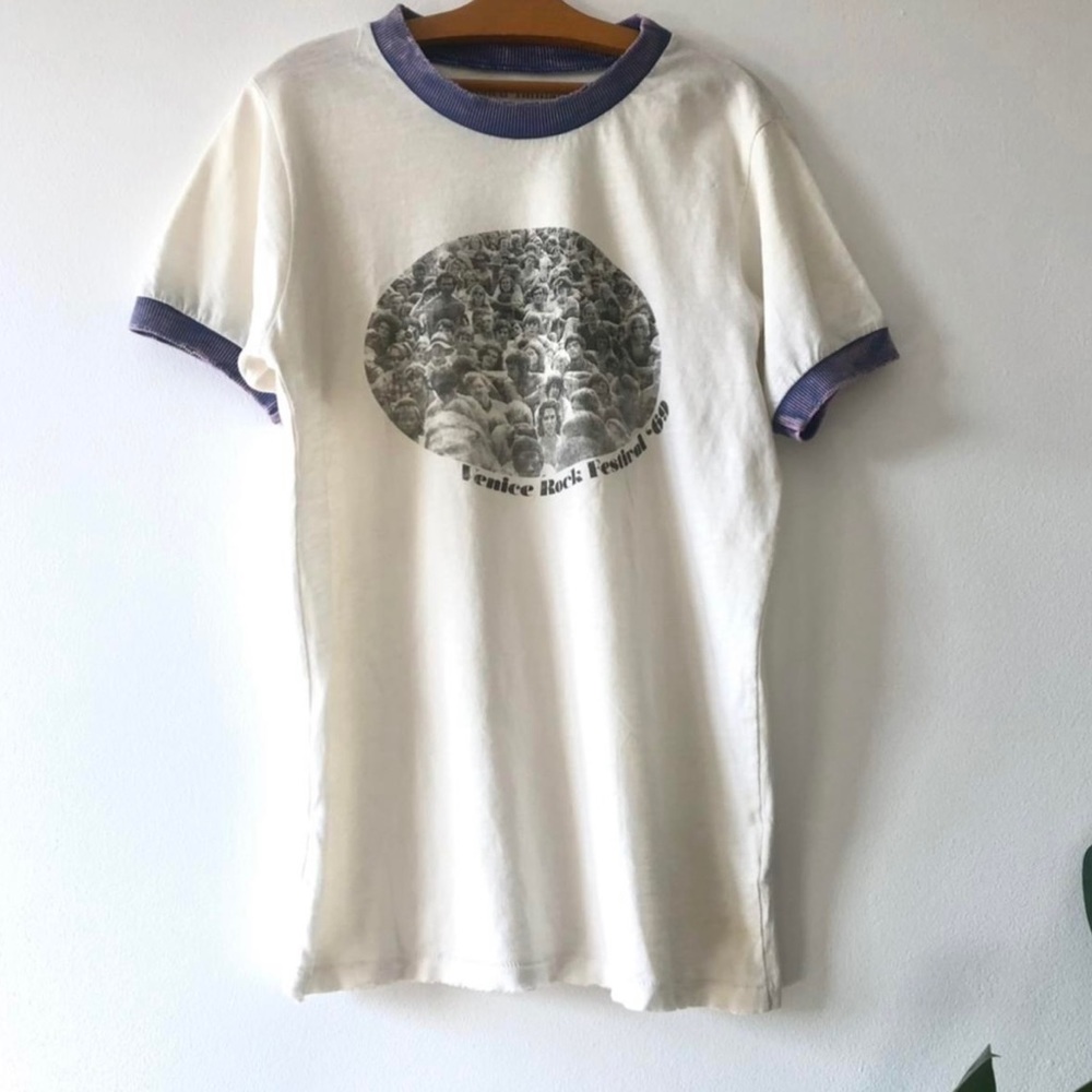 ISO Stoned Immaculate Venice Rock Festival tee. Any condition. L or XL